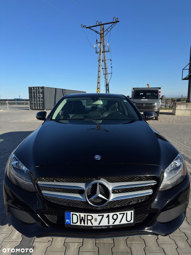 Mercedes-Benz Klasa C 300 7G-TRONIC AMG Line - 2