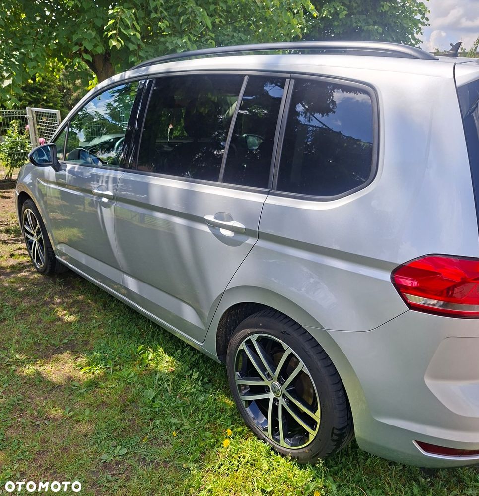 Volkswagen Touran 1.6 TDI SCR (BlueMotion Technology) Comfortline - 3