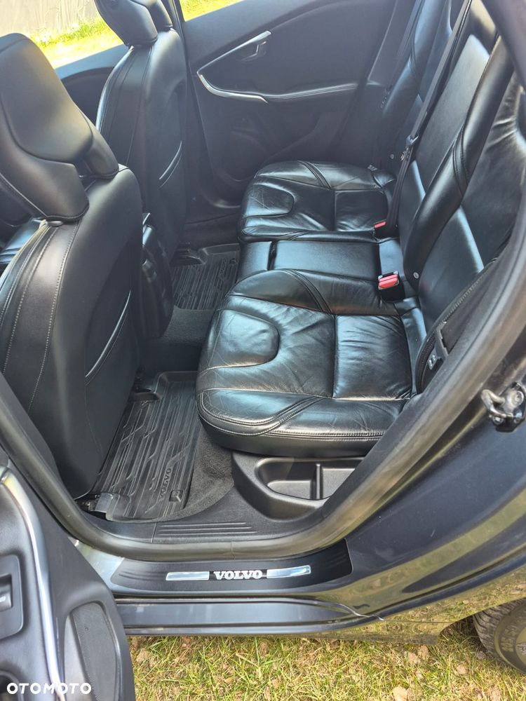 Volvo V40 D2 Summum - 17
