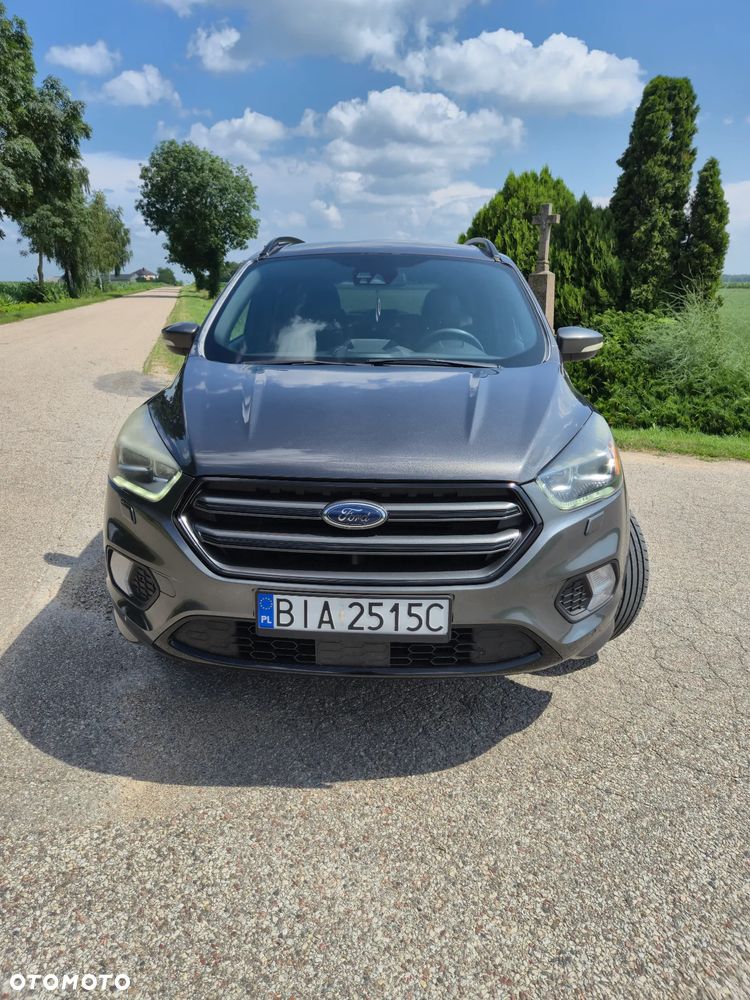Ford Kuga 1.5 EcoBoost 2x4 ST-Line - 14