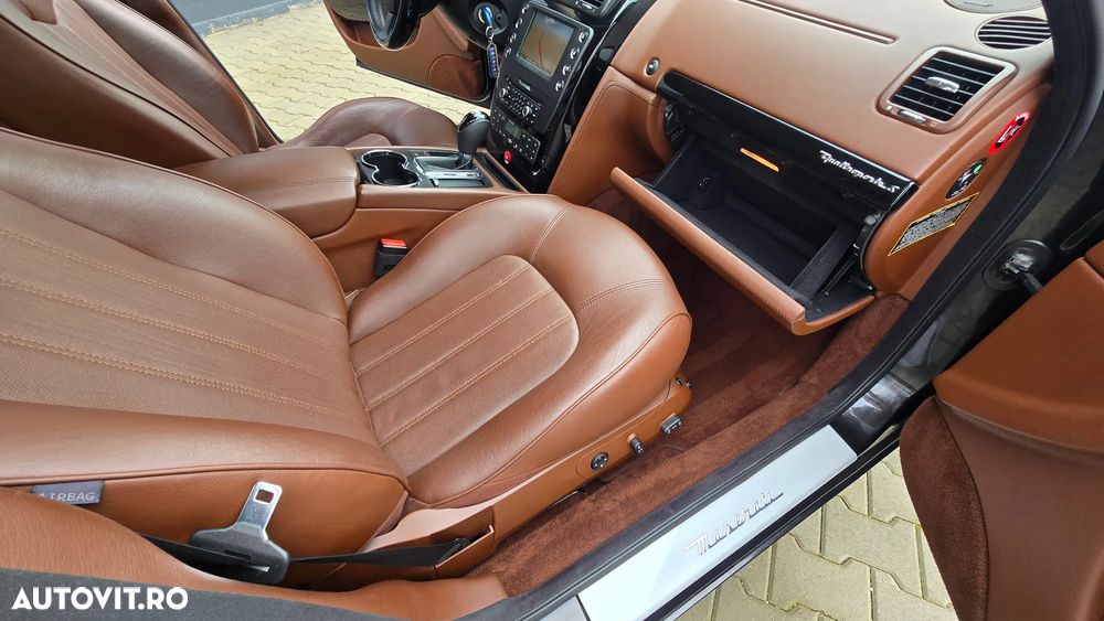 Maserati Quattroporte Sport GT Aut - 30