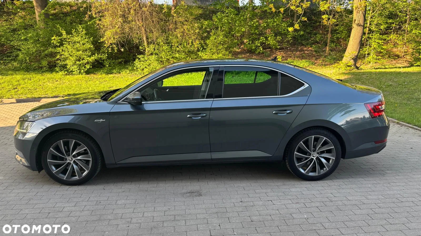 Skoda Superb 2.0 TDI 4x4 L&K DSG - 21