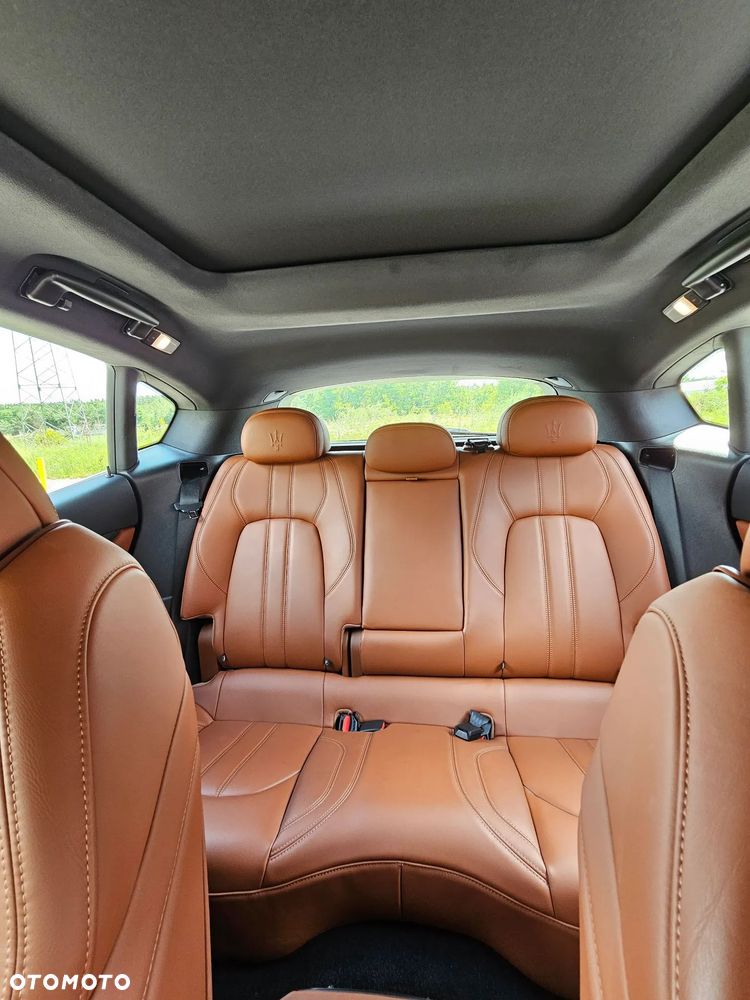 Maserati Levante GT Hybrid - 19