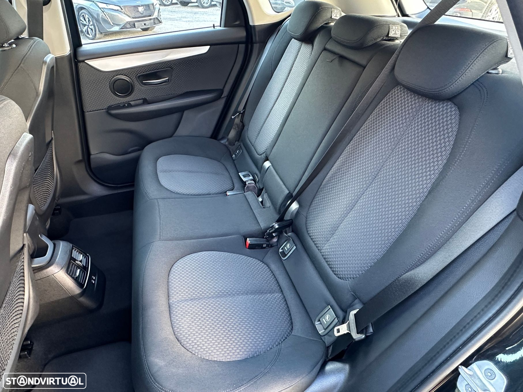 BMW 225xe Active Tourer Advantage - 11