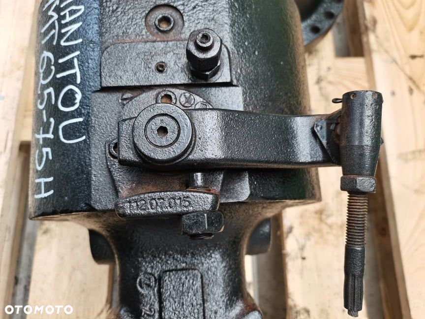 Manitou MT 625-75H Obudowa osi 2110602861 - 12