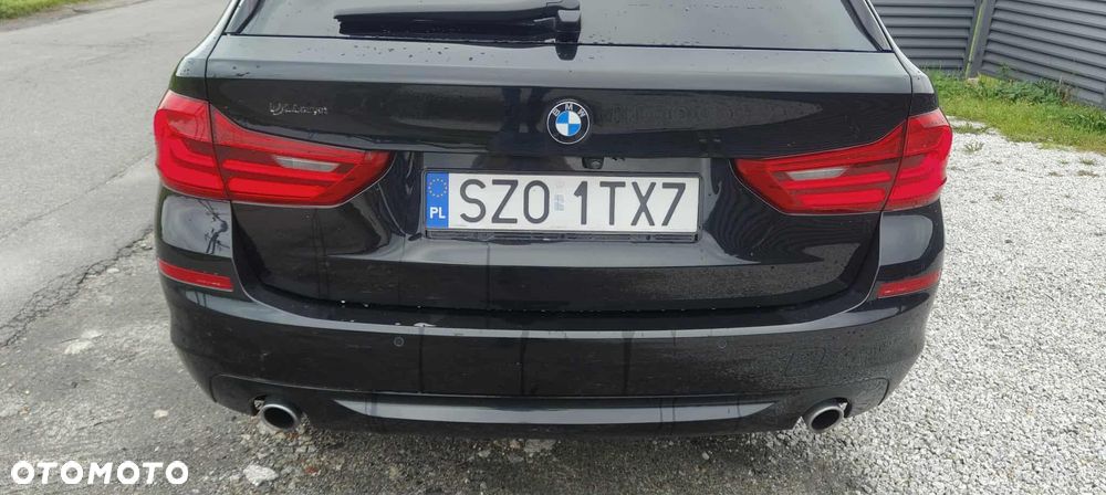 BMW Seria 5 520d M Sport Edition - 10