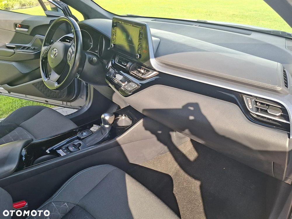 Toyota C-HR - 14