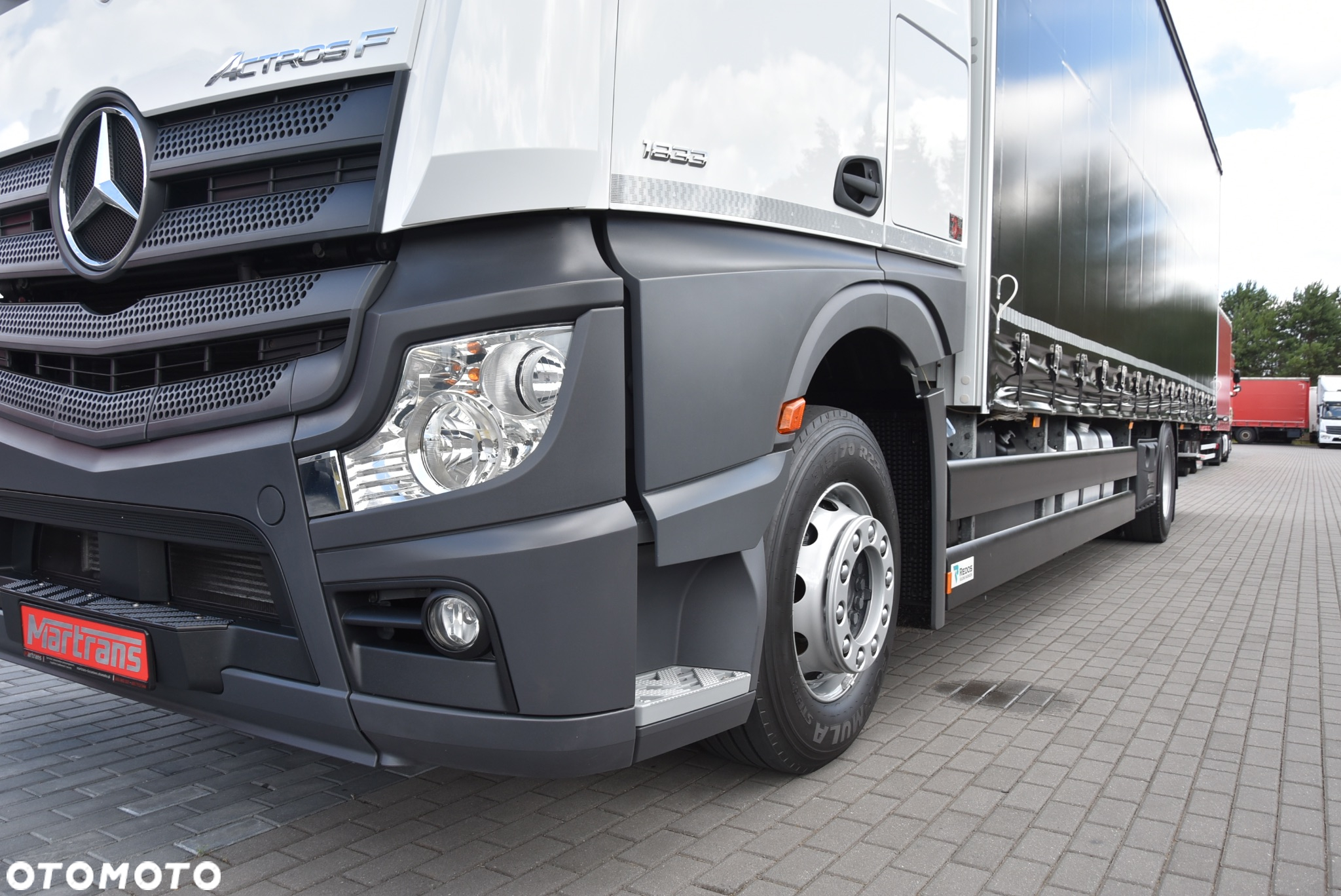 Mercedes-Benz ACTROS 18.330 / FIRANA 9,5 M / WINDA / ZABUDOWA REDOS / 24 PALETY / AUTOMAT / SALON POLSKA /SERWIS ASO MERCEDES / STAN IDEALNY !!!!! - 9