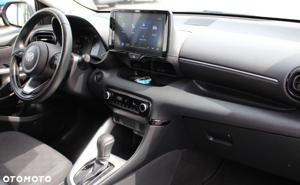 Toyota Yaris - 18