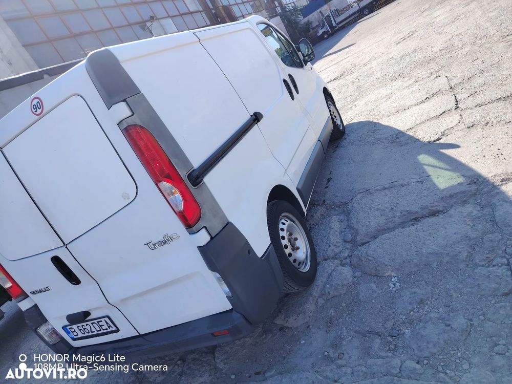 Renault trafic - 7