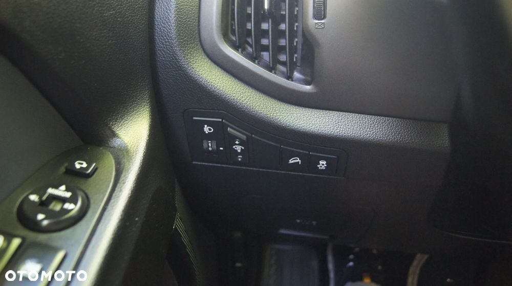 Kia Sportage 1.6 GDI L 2WD - 30
