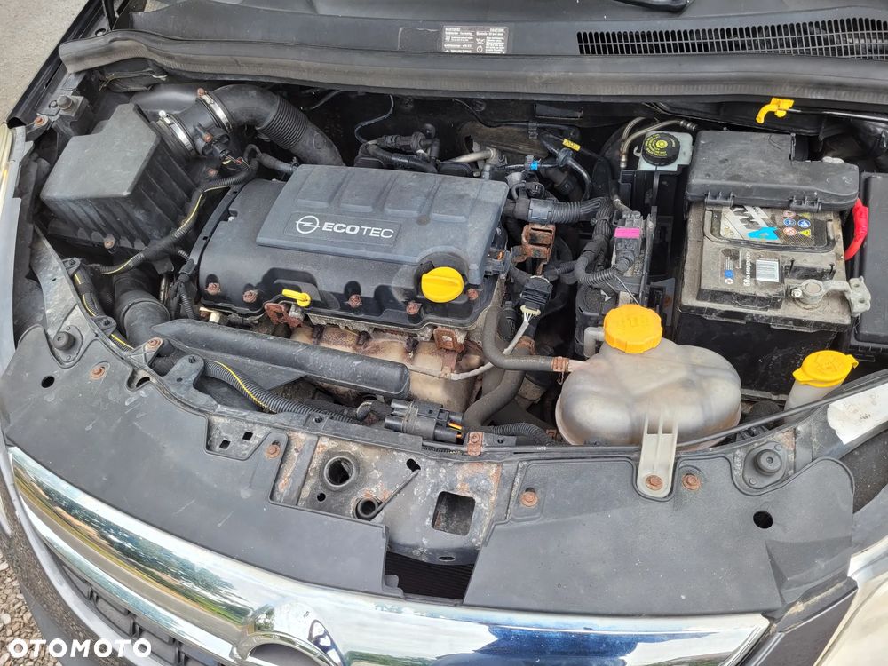 Opel Corsa 1.4 16V Satellite - 30