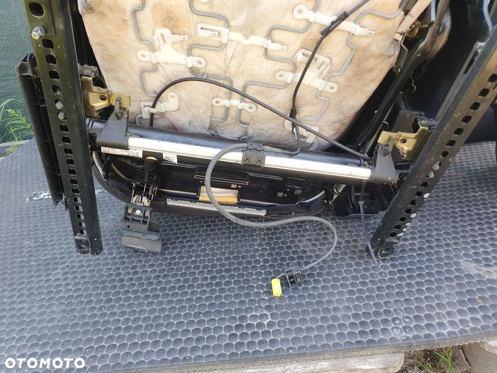 Fotele Fotel Kanapa Nieskladana Welur Czarne Soul Podlokietnik Audi A4 B6 Sedan Komplet - 27