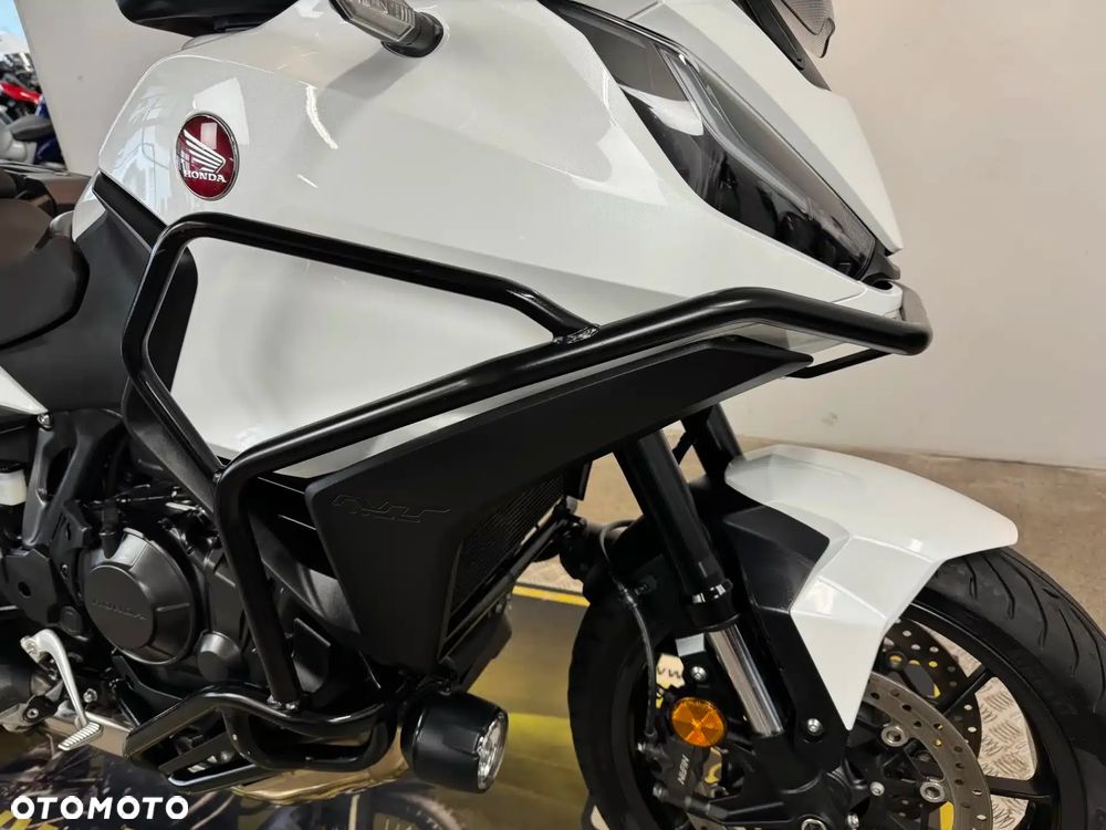 Honda NT - 9
