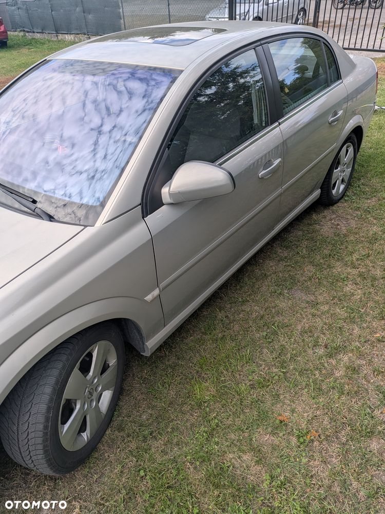 Opel Vectra 2005 photo 4
