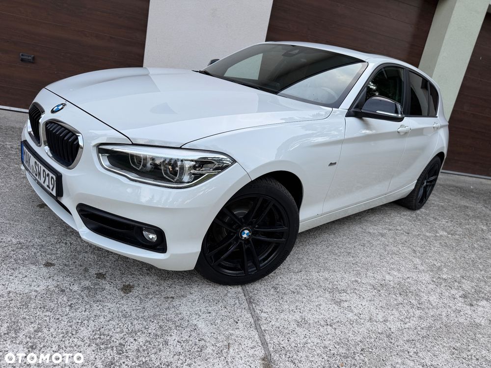 BMW Seria 1 120d Sport Line - 2