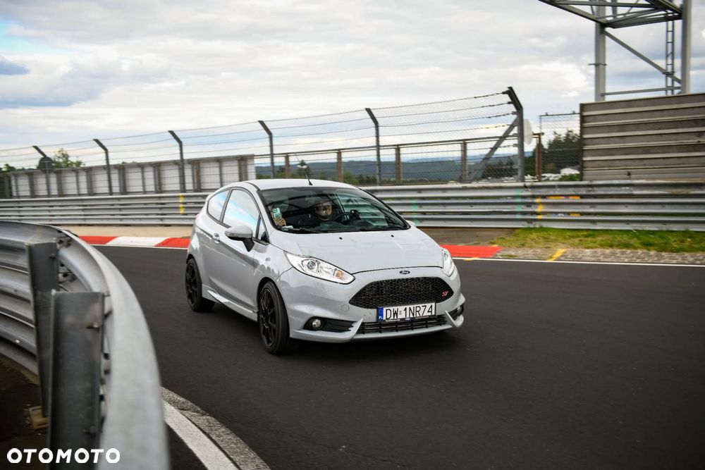 Ford Fiesta 1.6 EcoBoost ST200 - 3