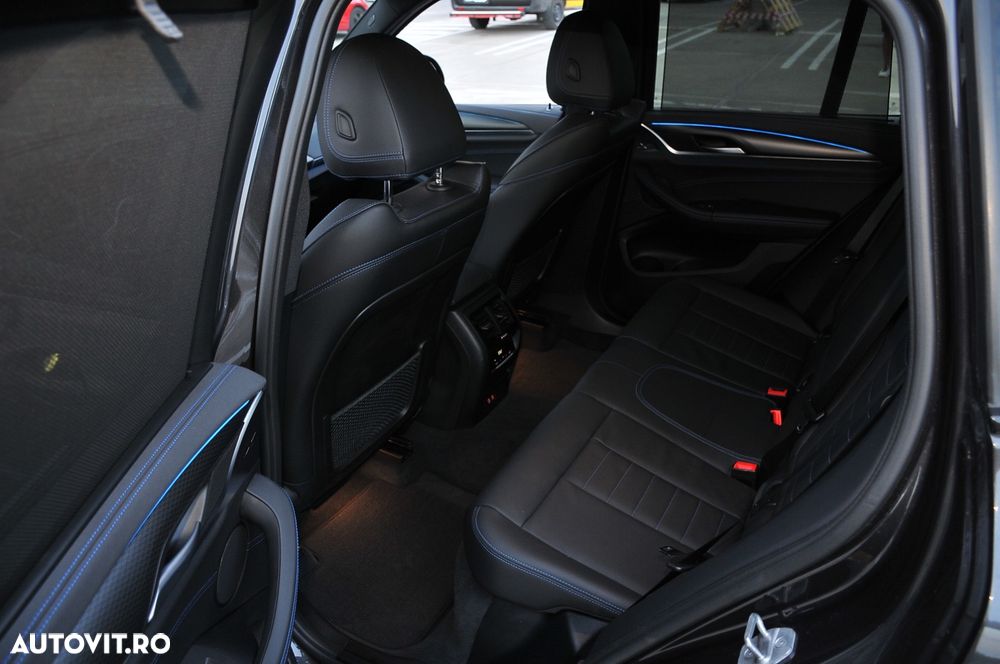 BMW X3 xDrive30e AT PHEV - 13