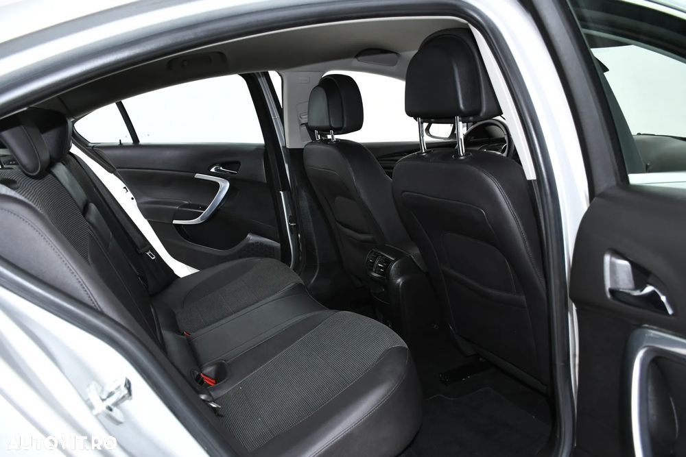 Opel Insignia 2.0 CDTI Cosmo - 14