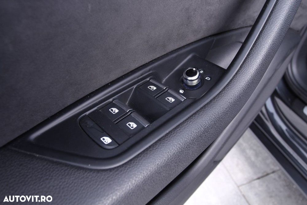 Audi A4 Avant 2.0 TDI quattro S tronic Sport - 16