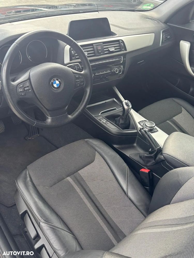 BMW Seria 1 116i - 11