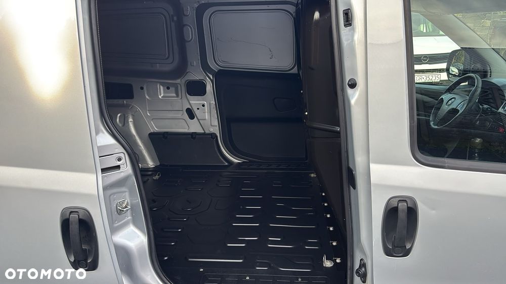 Opel Combo - 20