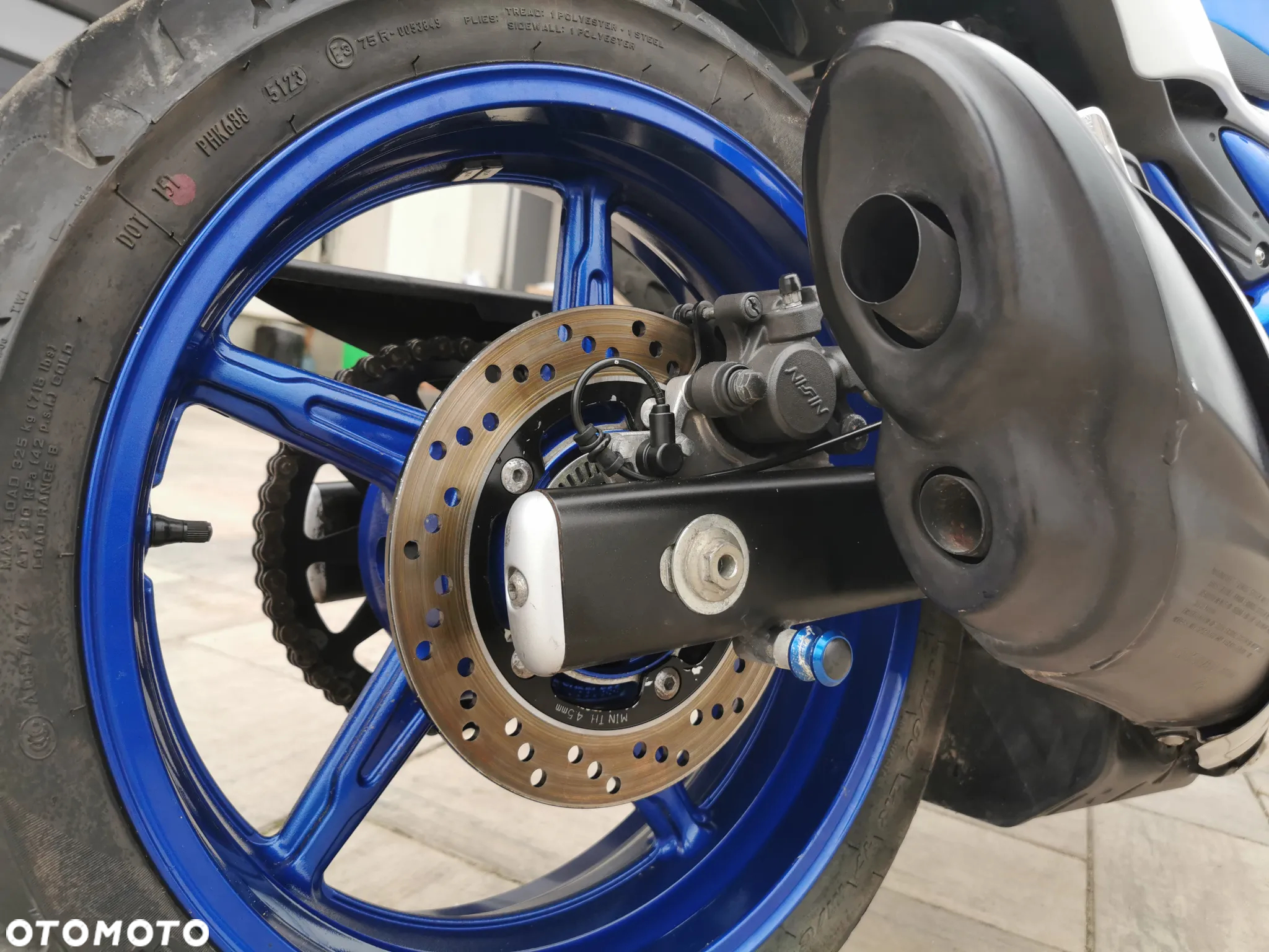 Suzuki Gladius - 17