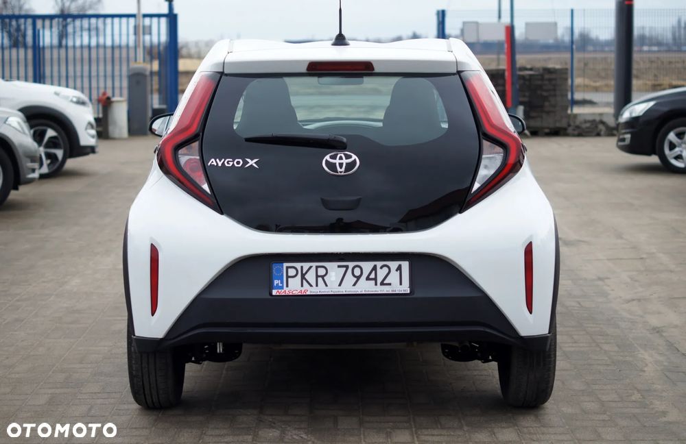Toyota Aygo X Business Edition - 5