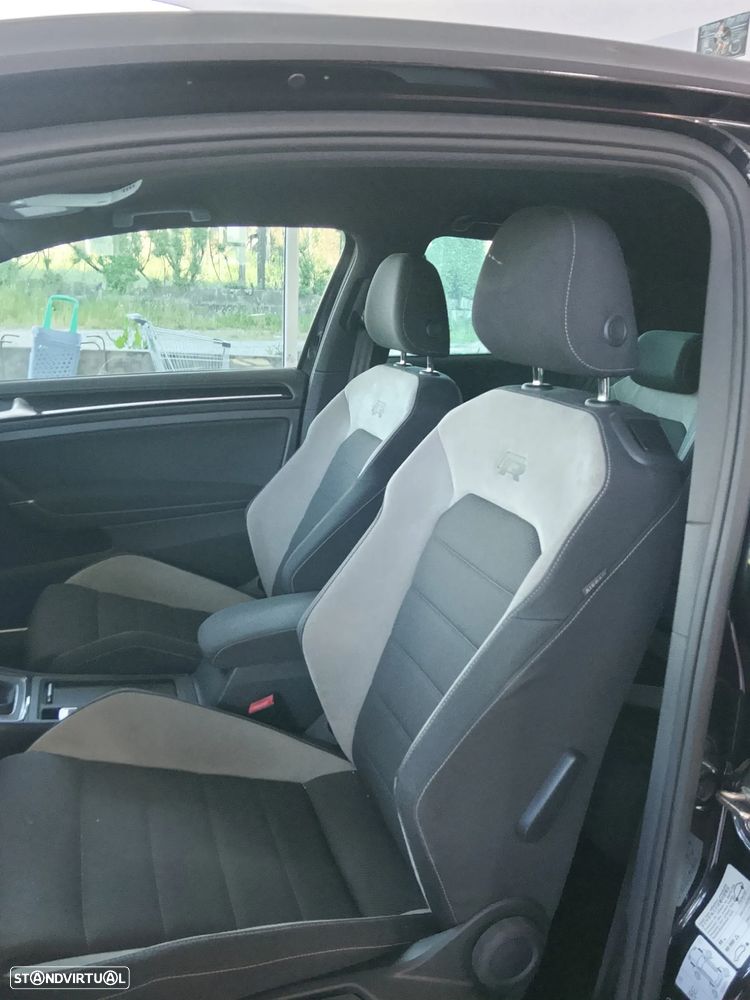 VW Golf R 4Motion BlueMotion - 2
