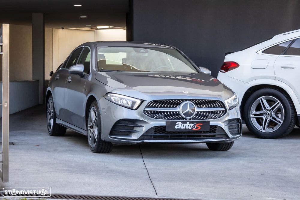 Mercedes-Benz A 250 e AMG Line - 3
