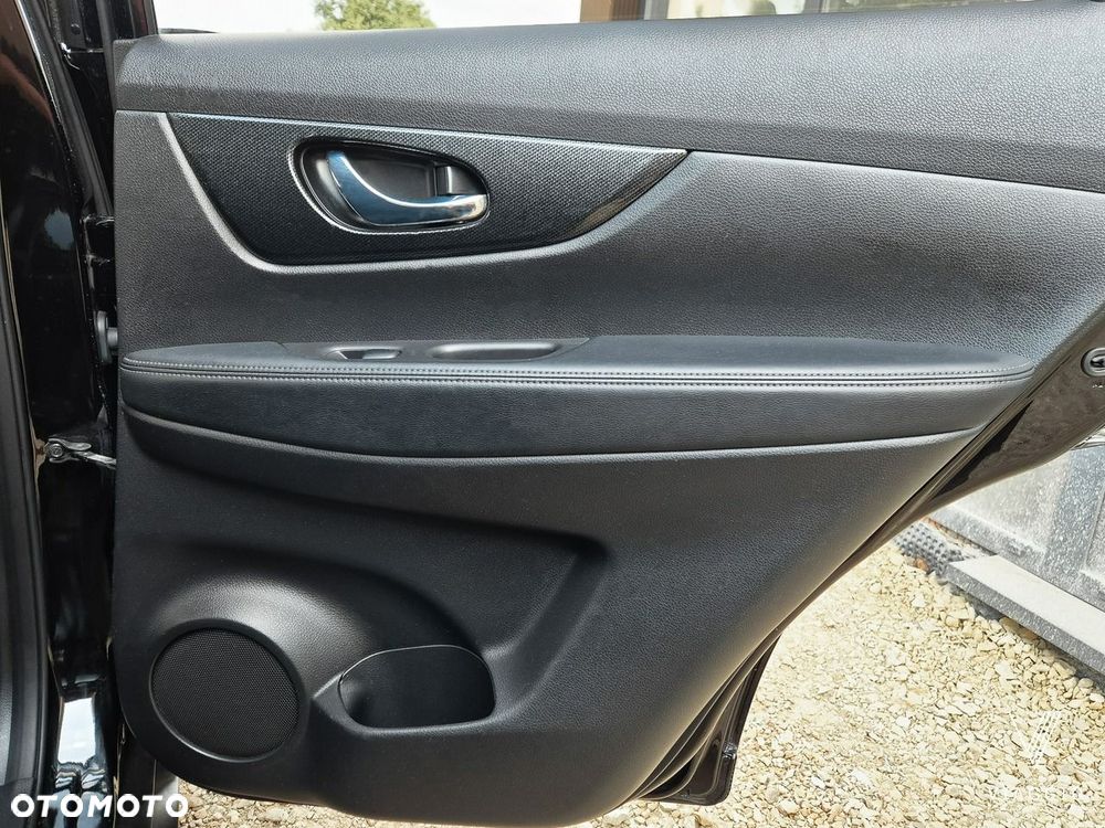 Nissan X-Trail 2.0 dCi Tekna Xtronic 2WD - 25
