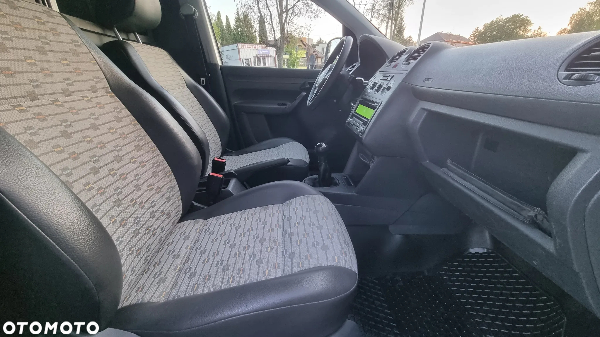 Volkswagen Caddy - 19