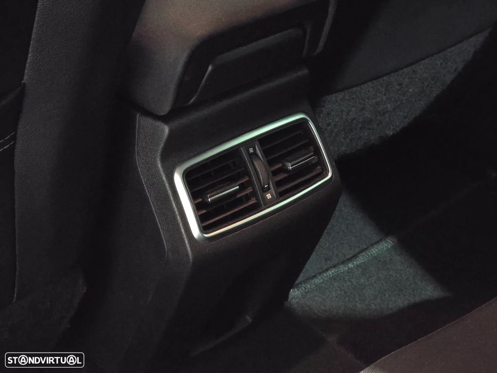 Renault Mégane Sport Tourer 1.3 TCe Limited - 48