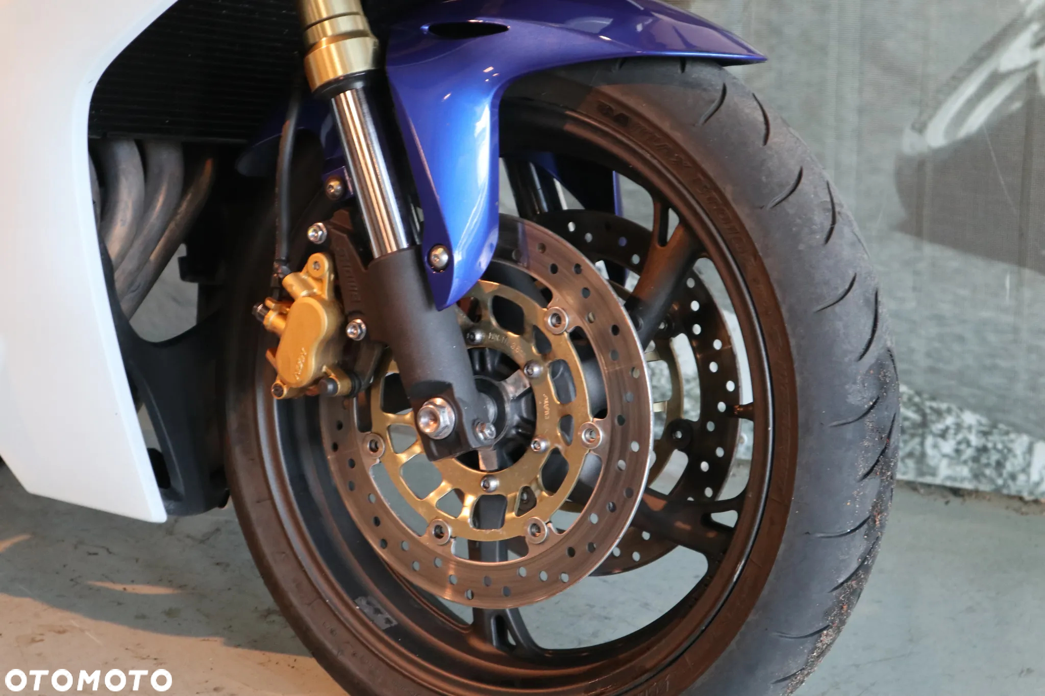 Honda CBR - 13