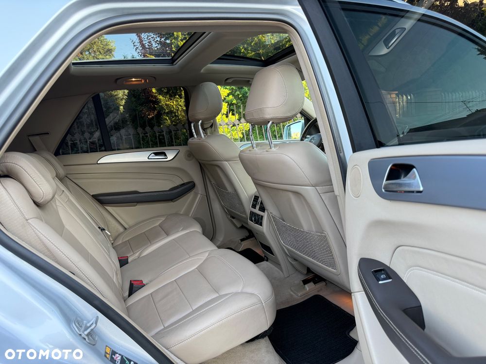 Mercedes-Benz ML 350 BlueTEC 4MATIC 7G-TRONIC - 14