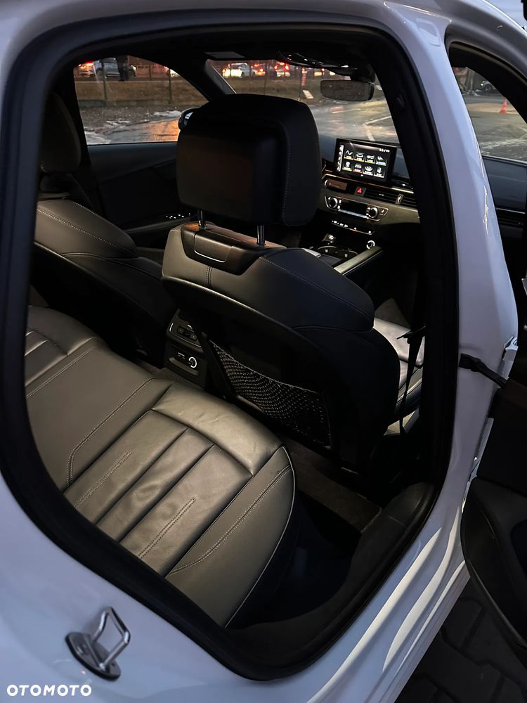 Audi A4 Limousine - 18