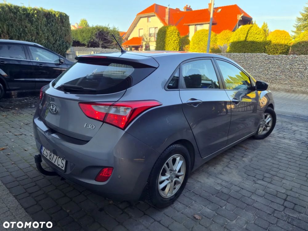 Hyundai i30 1.6 Comfort - 4