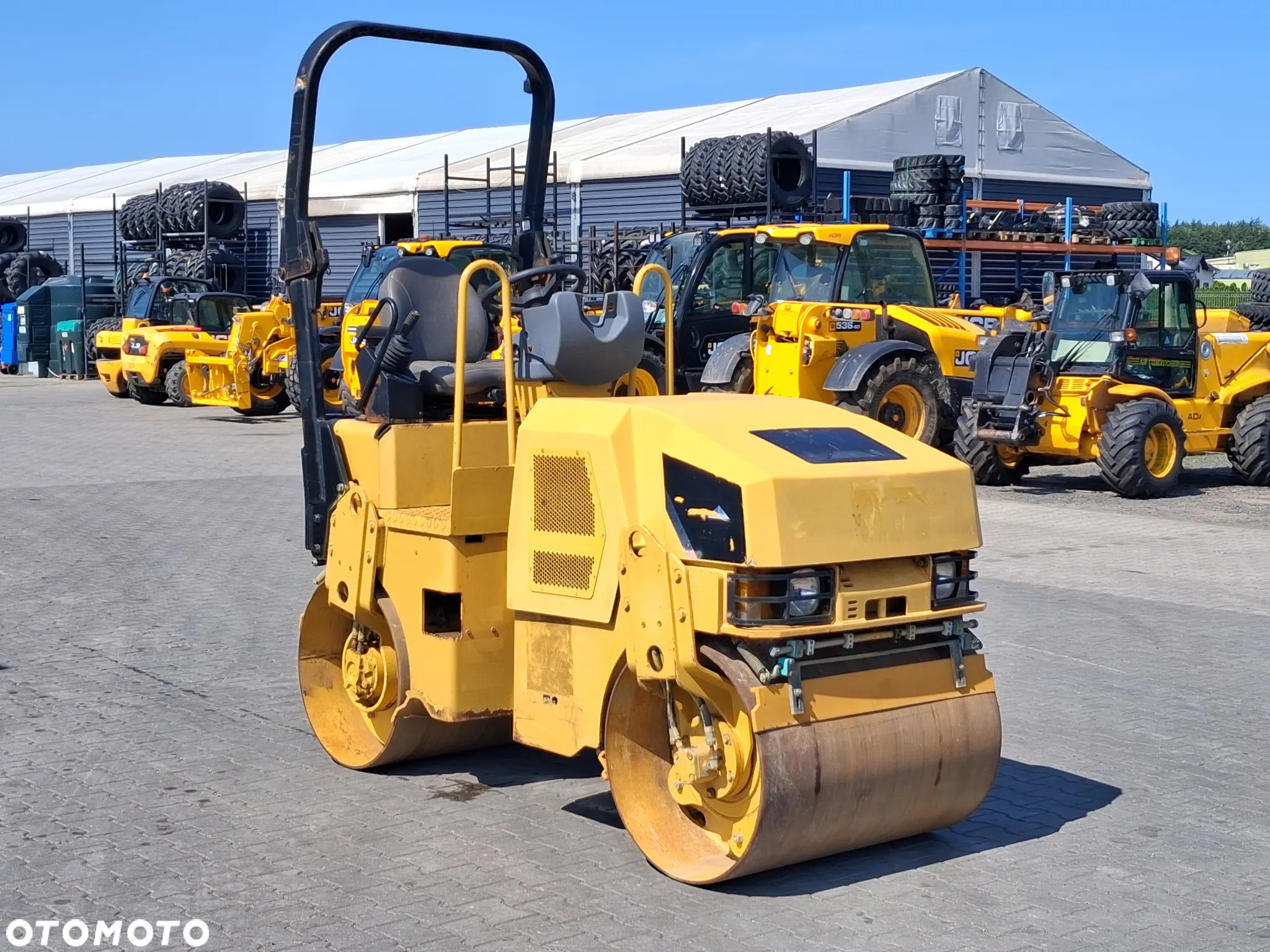 Caterpillar CB 22 - 6