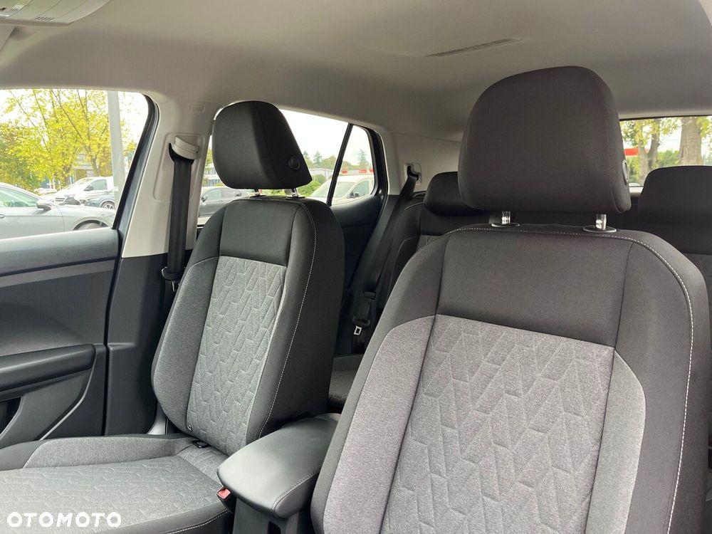 Volkswagen T-Cross - 11
