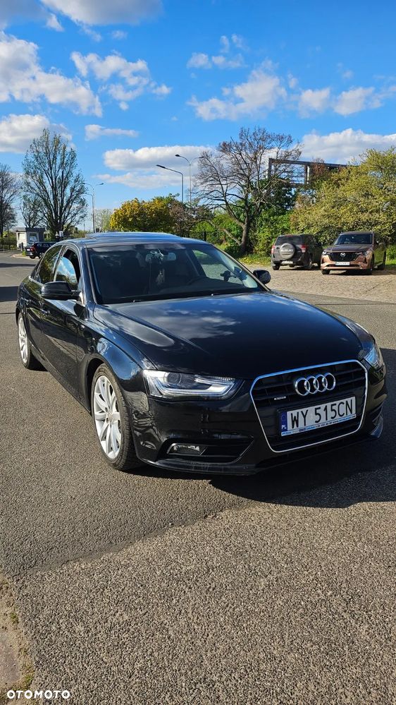 Audi A4 Limousine - 5