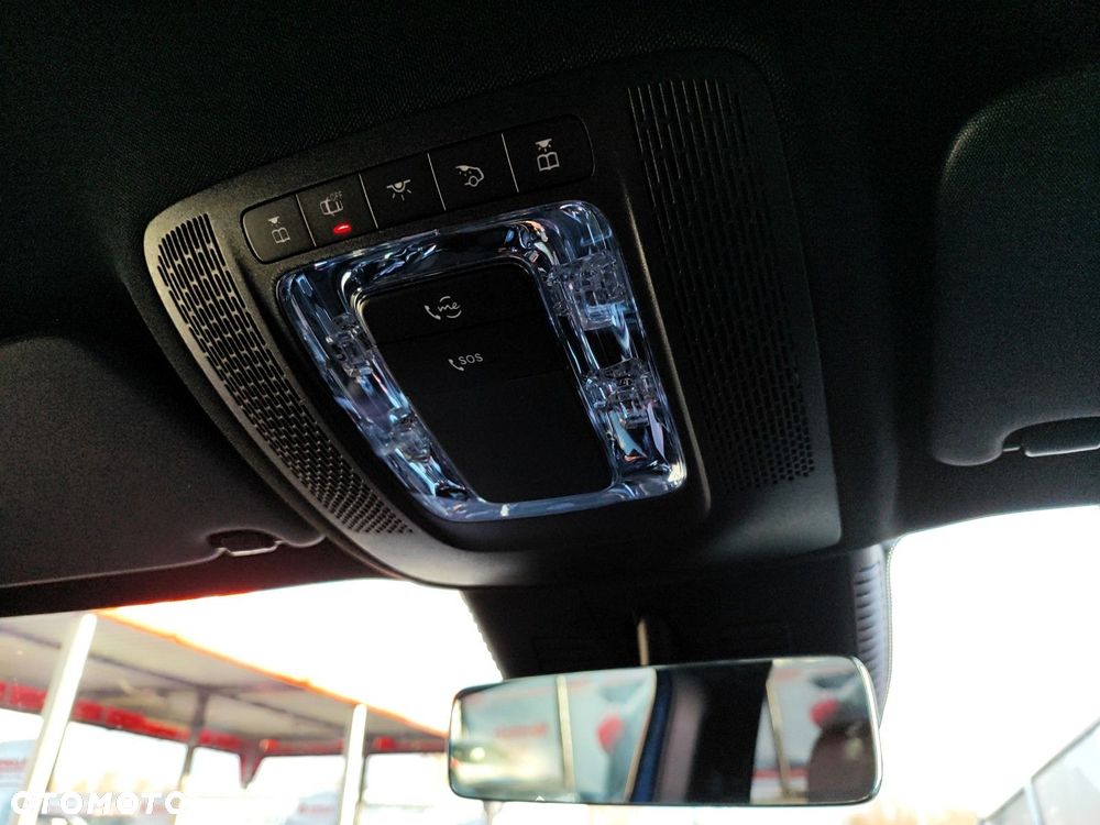 Mercedes-Benz GLB 200 AMG Line 7G-DCT - 21