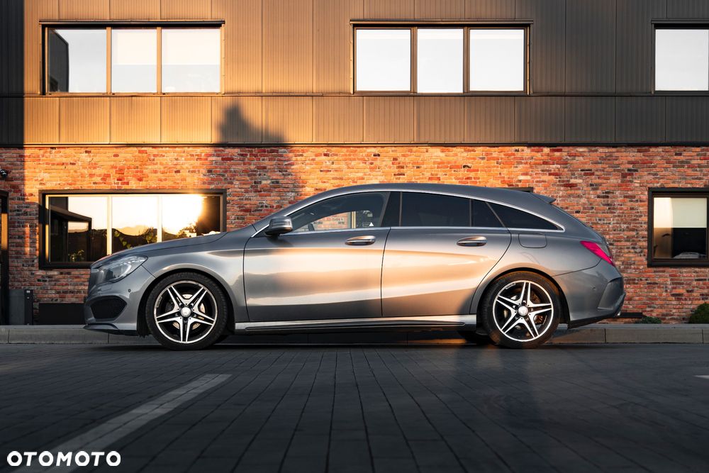 Mercedes-Benz CLA 200 7G-DCT AMG Line - 8