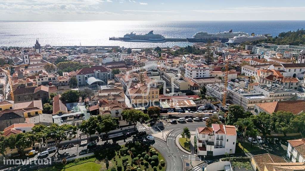 Prédio - Funchal - Grande imagem: 2/20