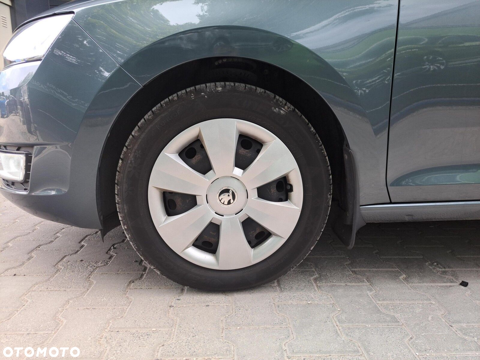 Skoda RAPID 1.2 TSI Ambition - 11