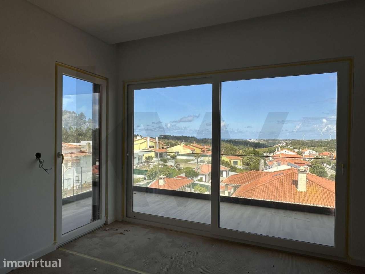 Apartamento T3 Novo com 147m2 em Condomínio Privado com Piscina na Eri - Grande imagem: 3/22