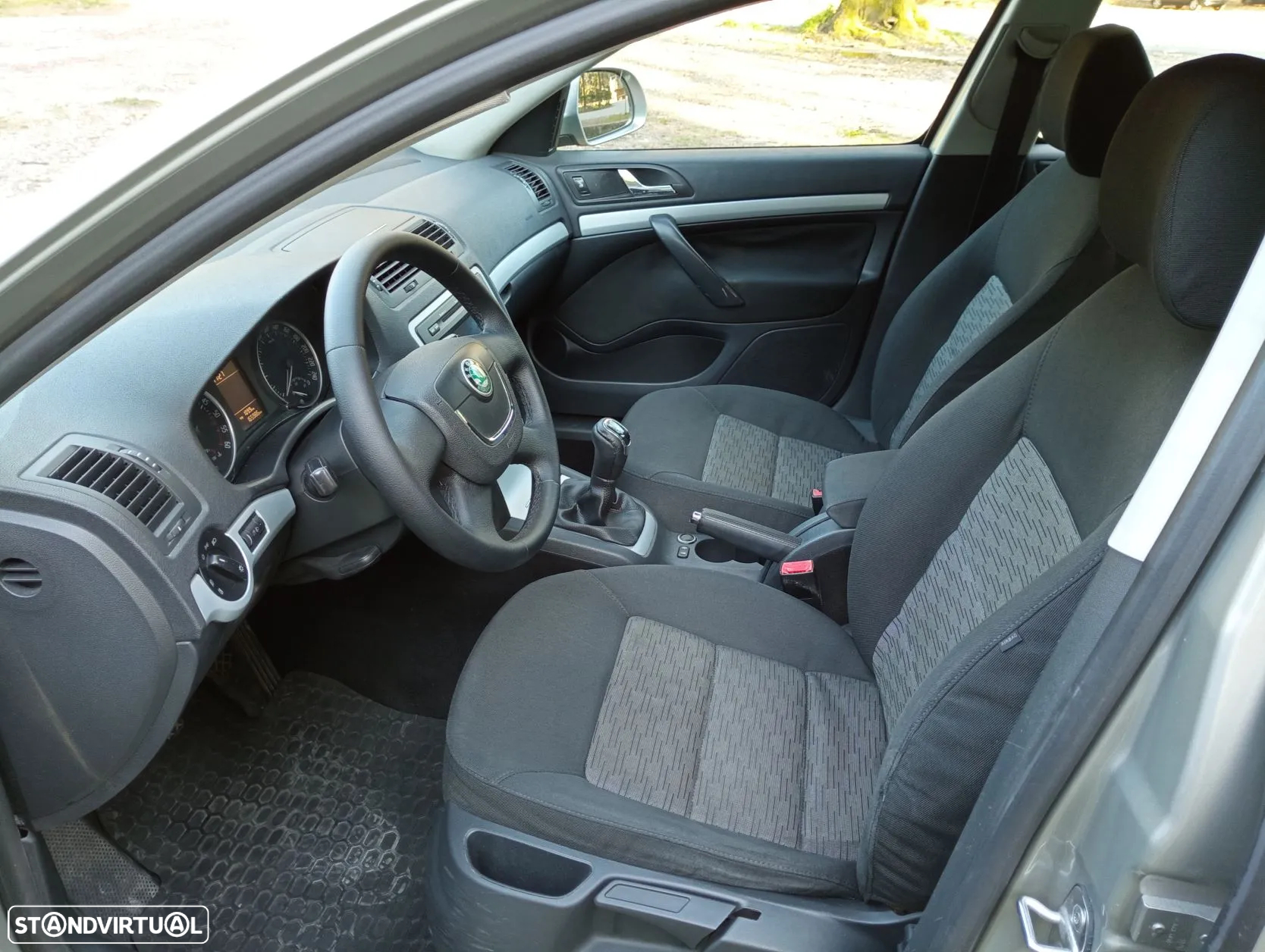 Skoda Octavia Break 1.6 TDi Ambition - 7