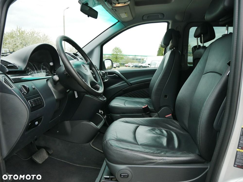 Mercedes-Benz Viano - 11