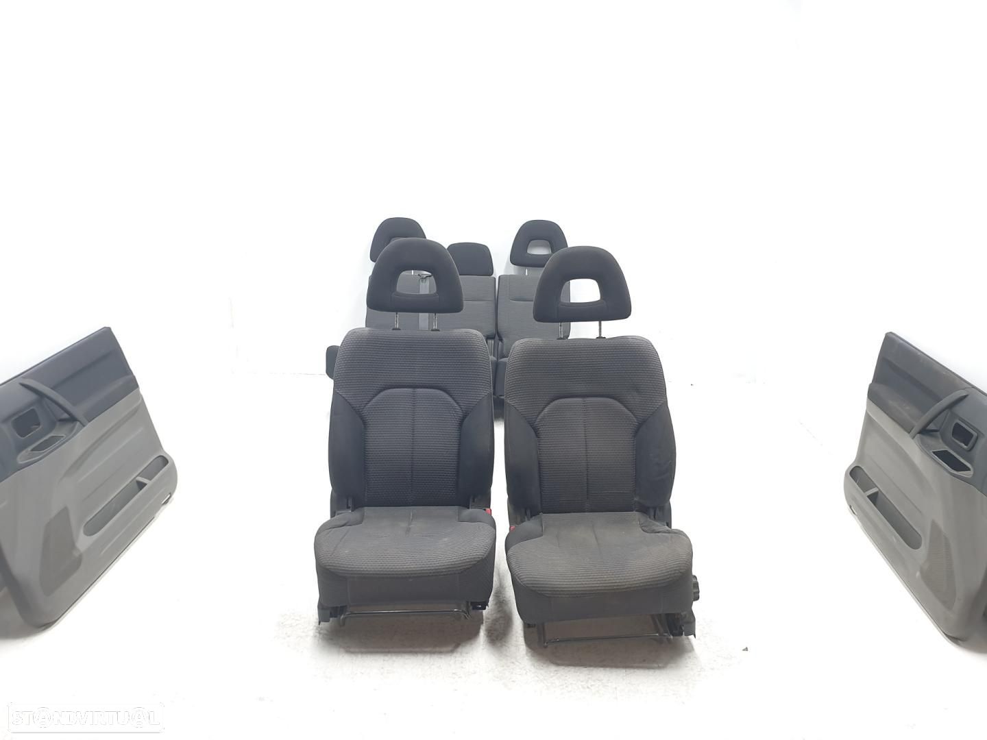 CONJUNTO COMPLETO DE BANCOS MITSUBISHI MONTERO V60V70 - 1