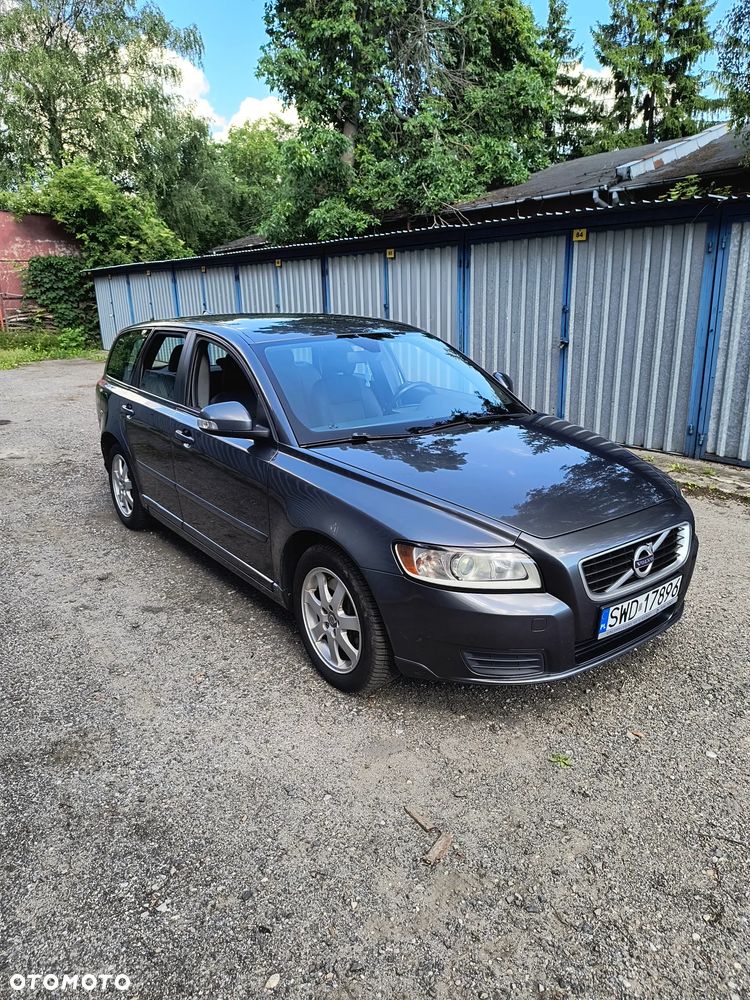Volvo V50 D3 Kinetic - 4