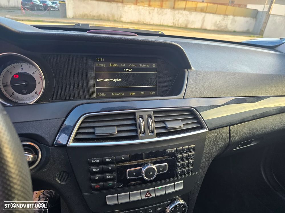 Mercedes-Benz C 220 - 15